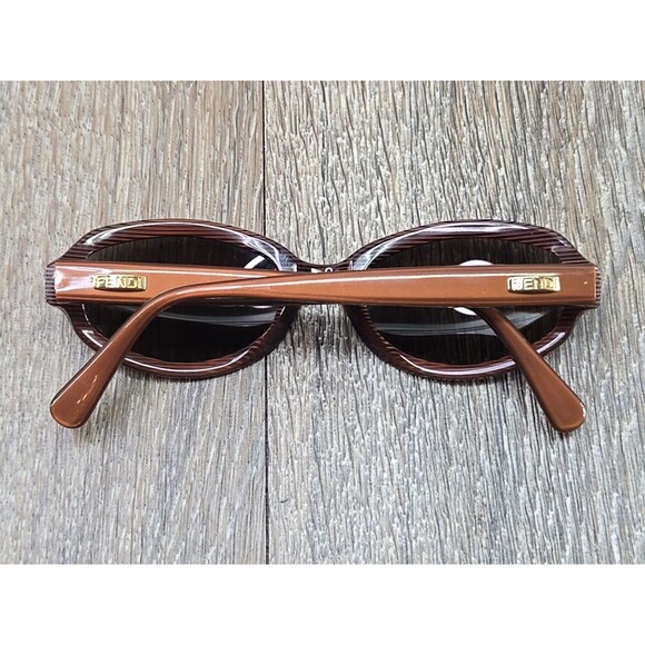 Vintage Fendi Designer Sunglasses - FS 194 Black Bronze Size 135 Small - Picture 4 of 15